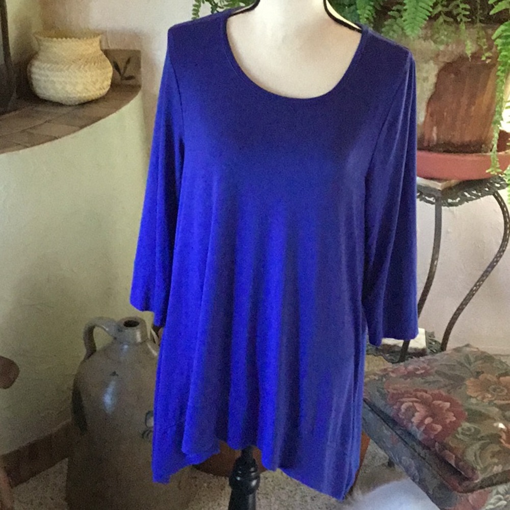 NWOT Chico’s Zenergy Top